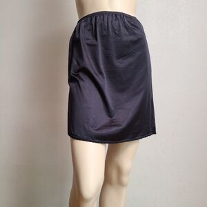 Vintage Vassarette Skirt Slip
